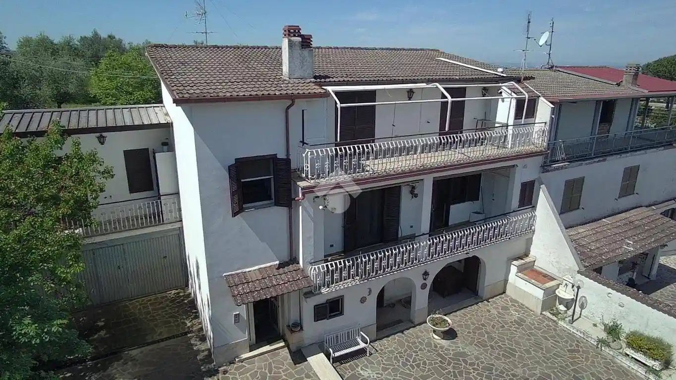 Villa in vendita a Gallicano nel Lazio