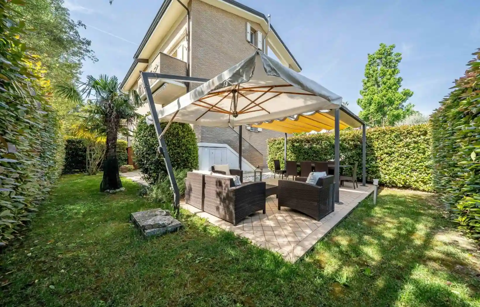 Villa - foto 2