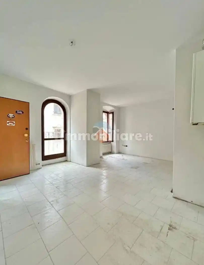Appartamento in vendita a Ala