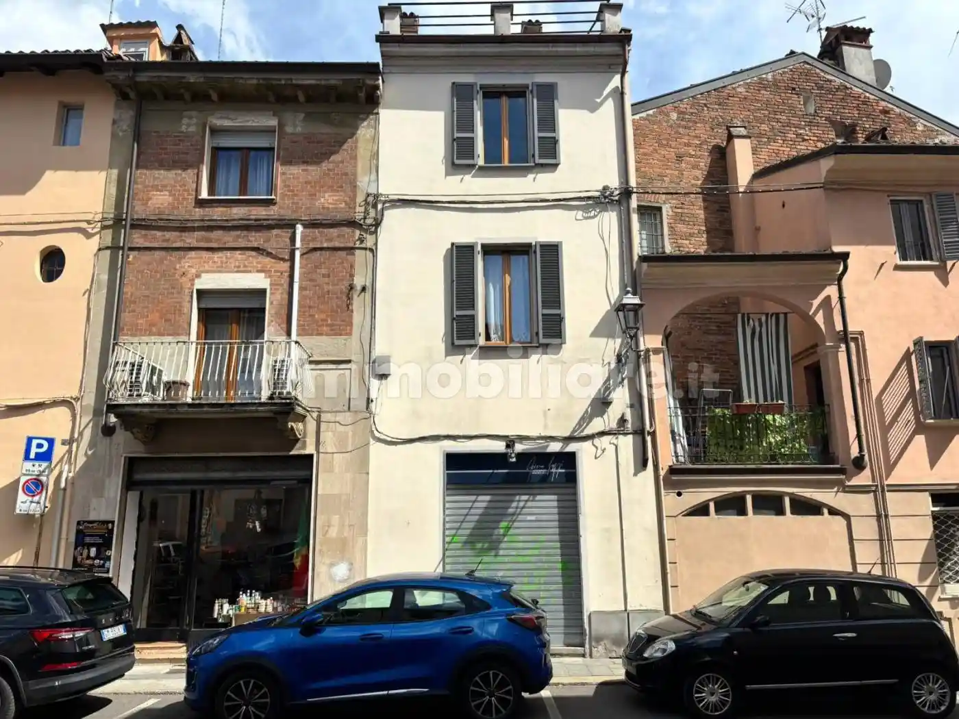 Casa indipendente in vendita a Piacenza
