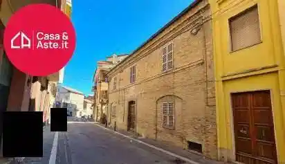 Casa indipendente in vendita a Monte Urano