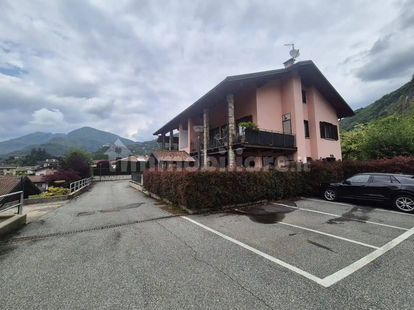 Appartamento in vendita a Varallo