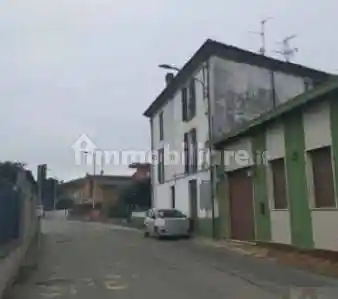 Appartamento in vendita a Voghera