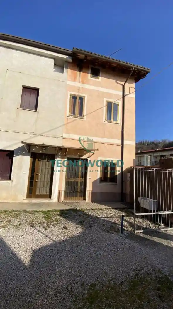 Rustico - Casale in vendita a Carrè