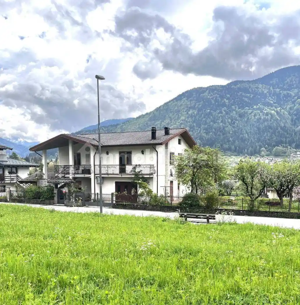 Villa in vendita a Cercivento