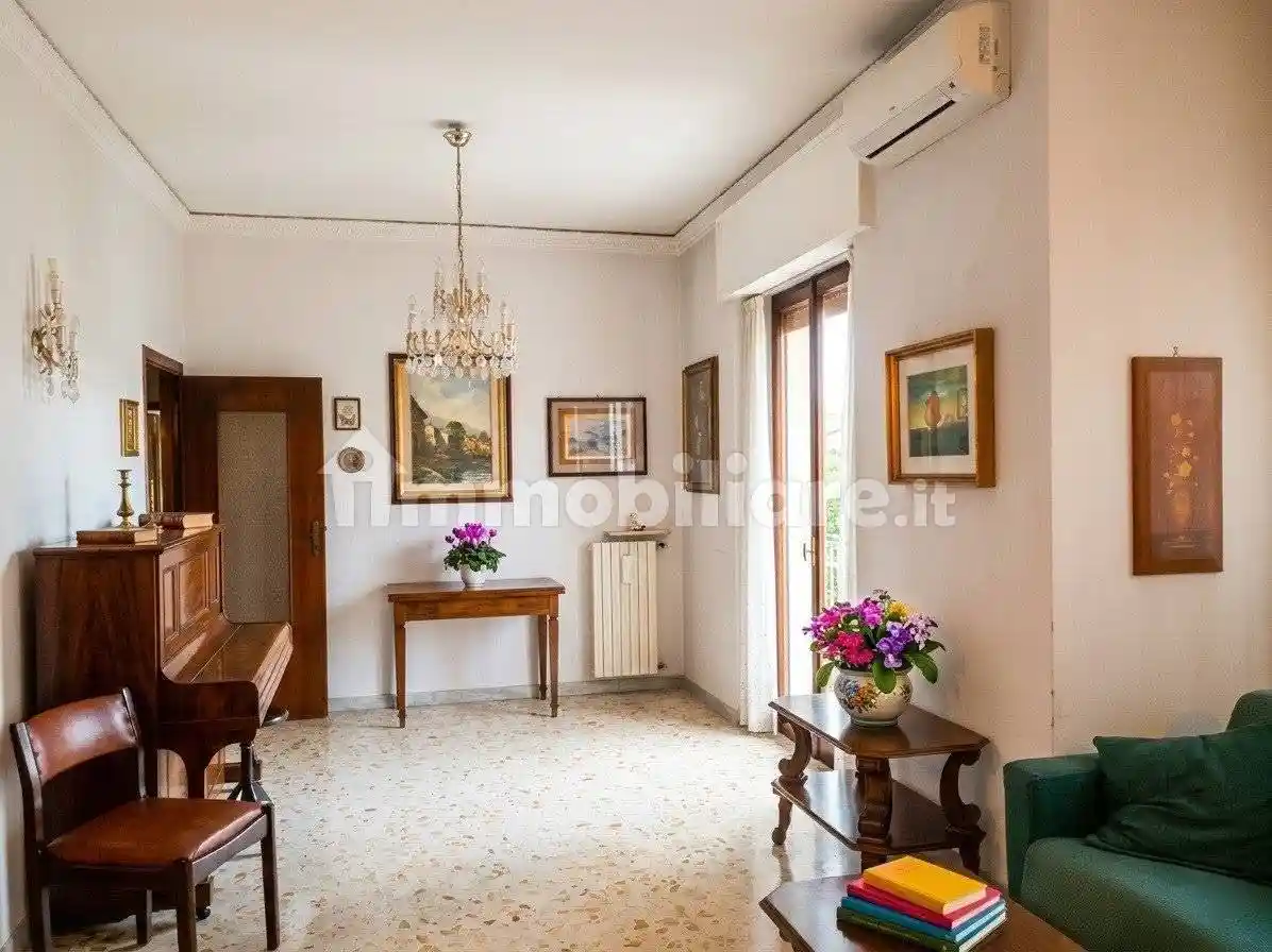 Appartamento in vendita a Napoli