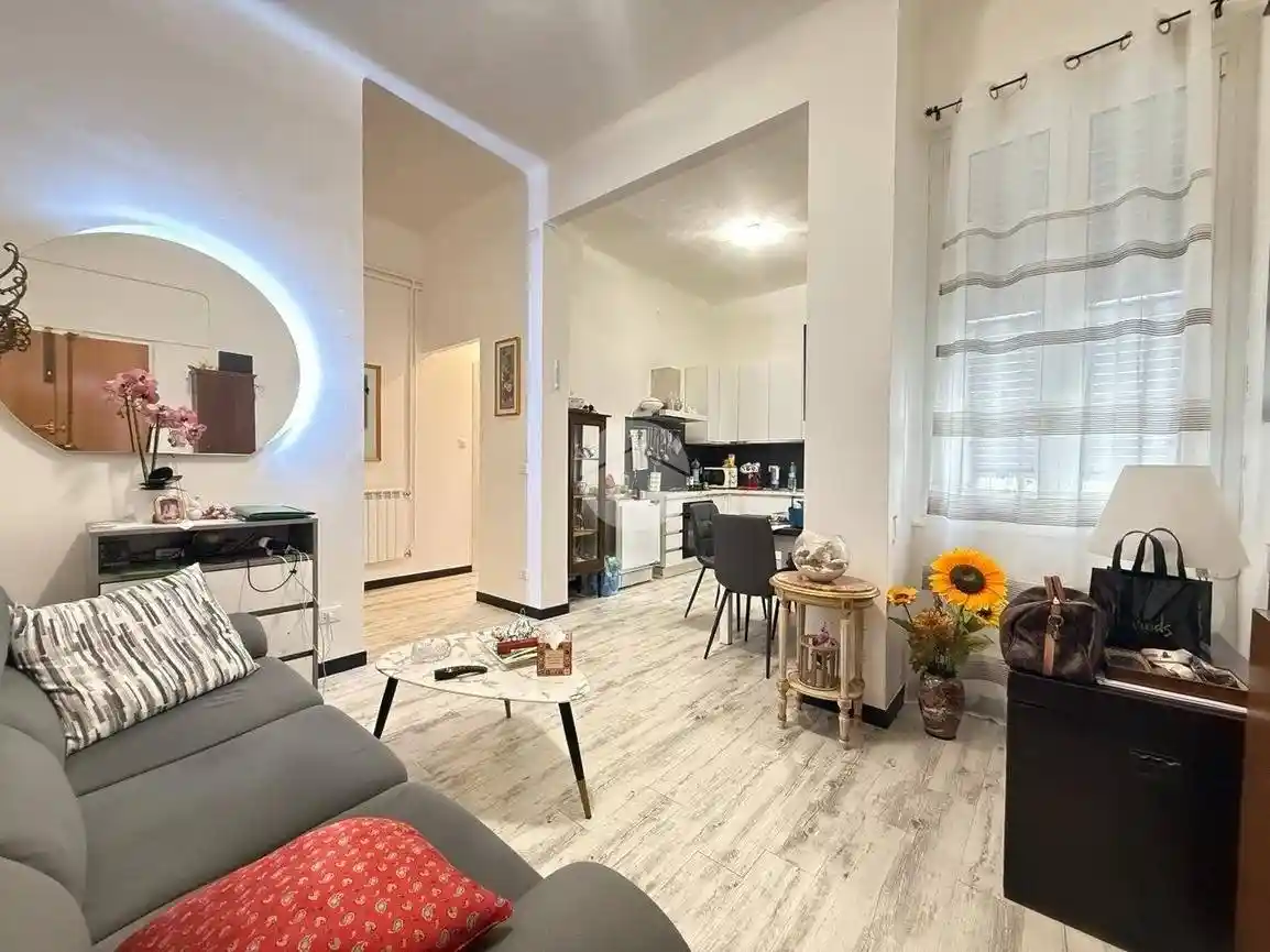 Appartamento in vendita a Genova