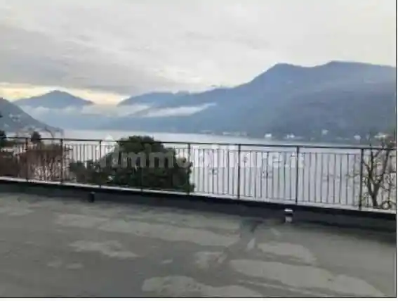 Appartamento in vendita a Porto Ceresio