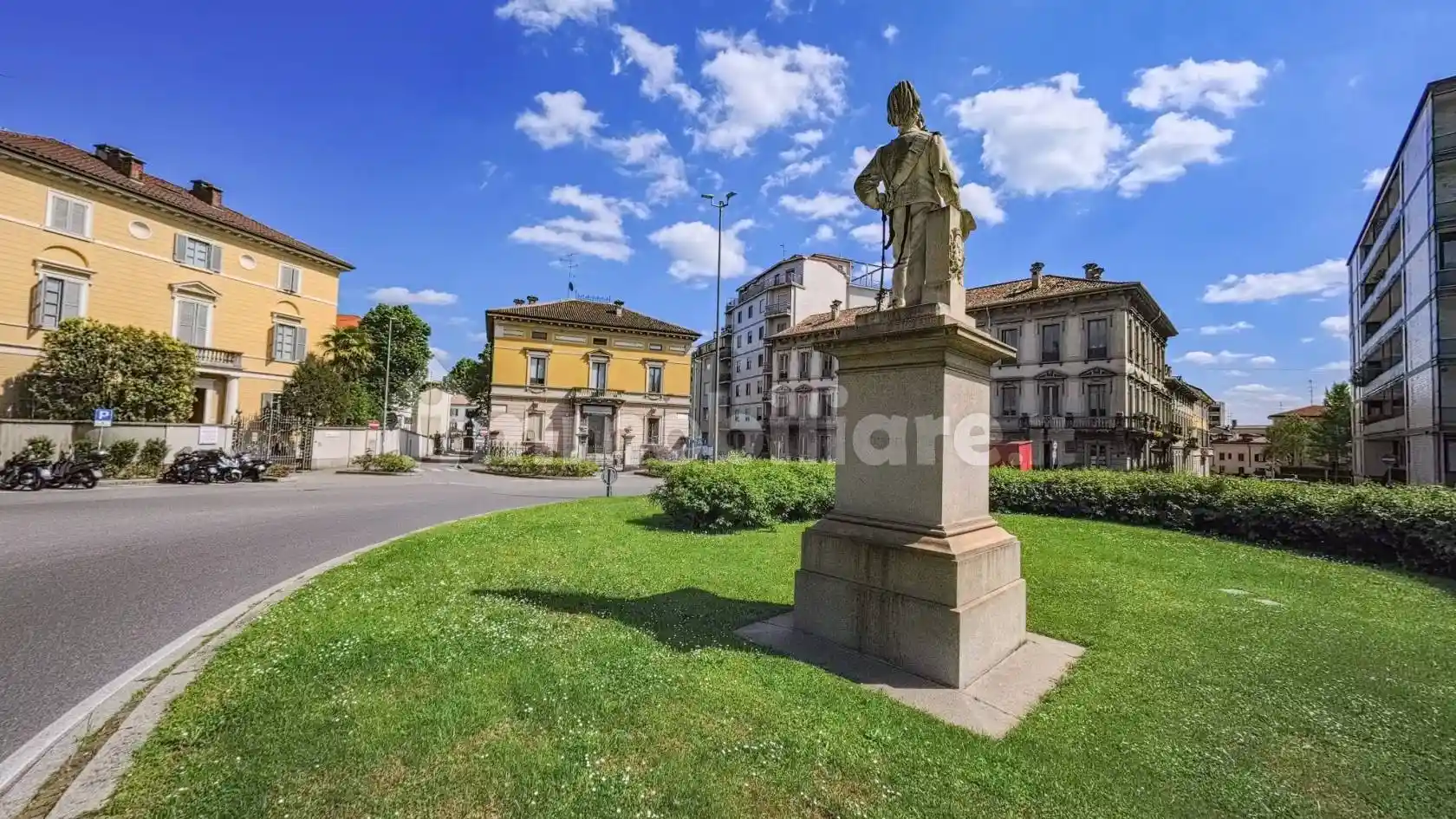 Appartamento in vendita a Monza