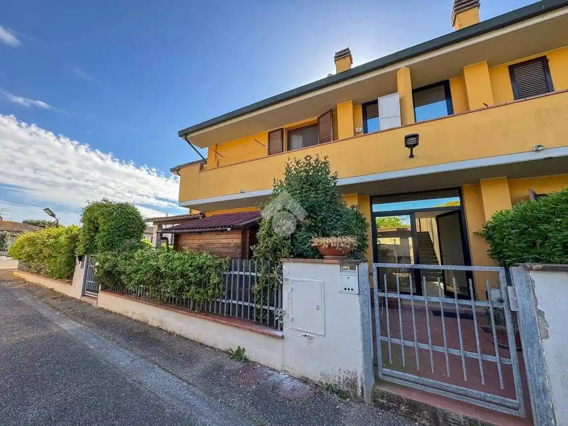Appartamento in vendita a Santa Maria a Monte