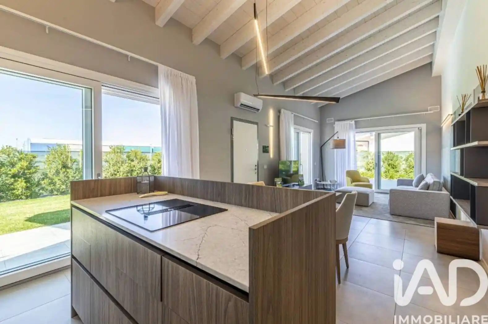 Appartamento in vendita a Desenzano del Garda