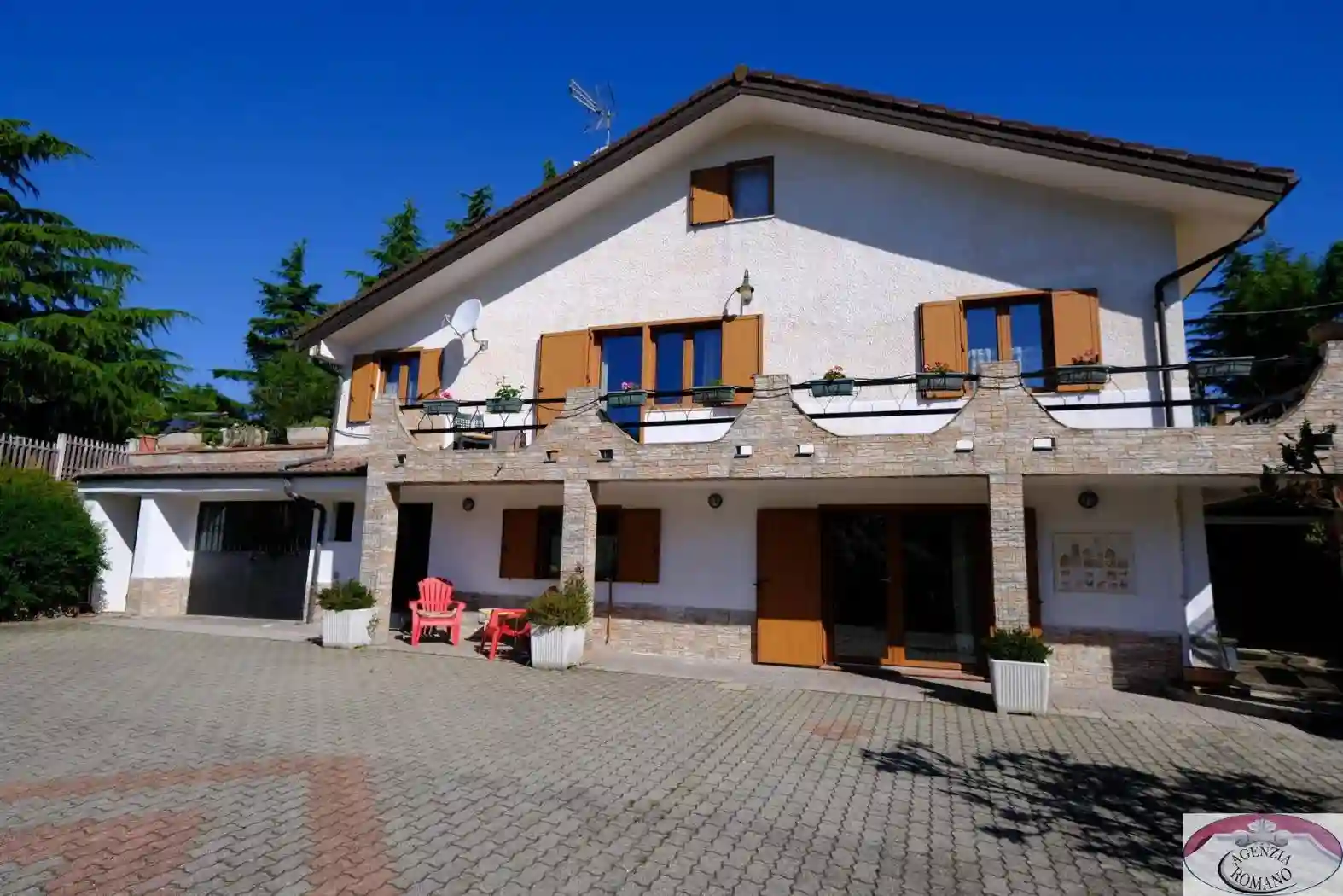 Villa - foto 2