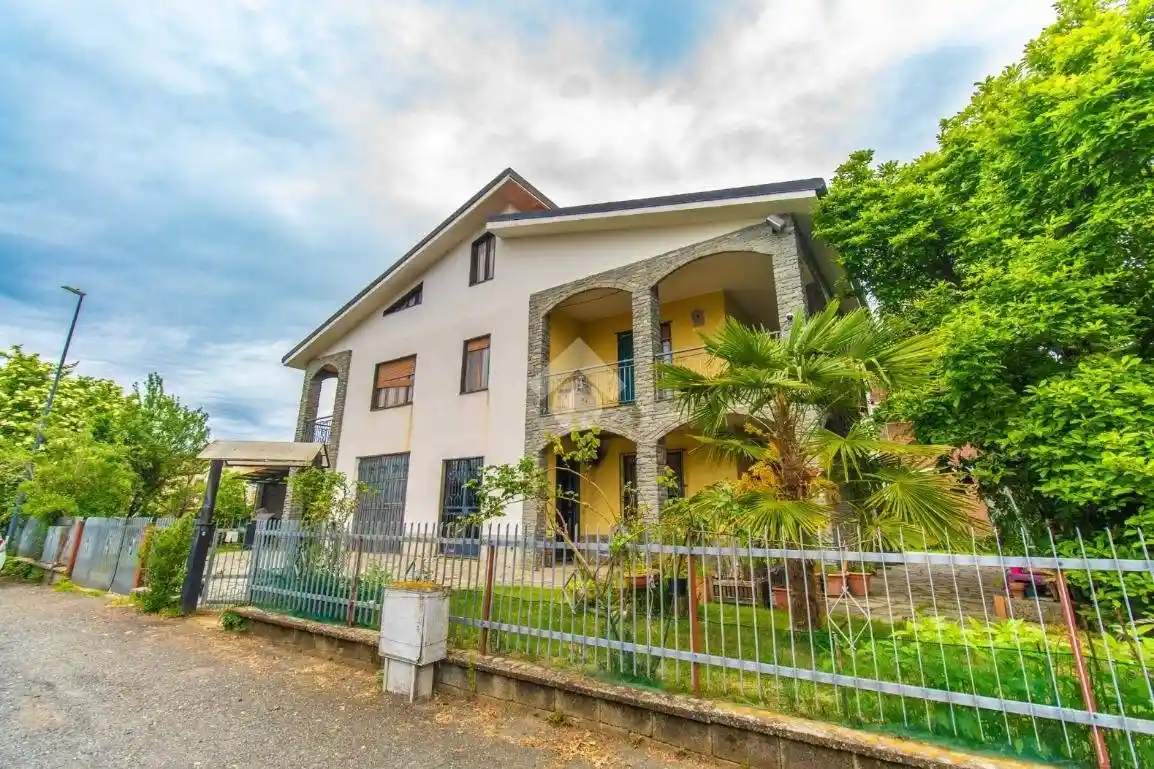 Villa in vendita a Leinì