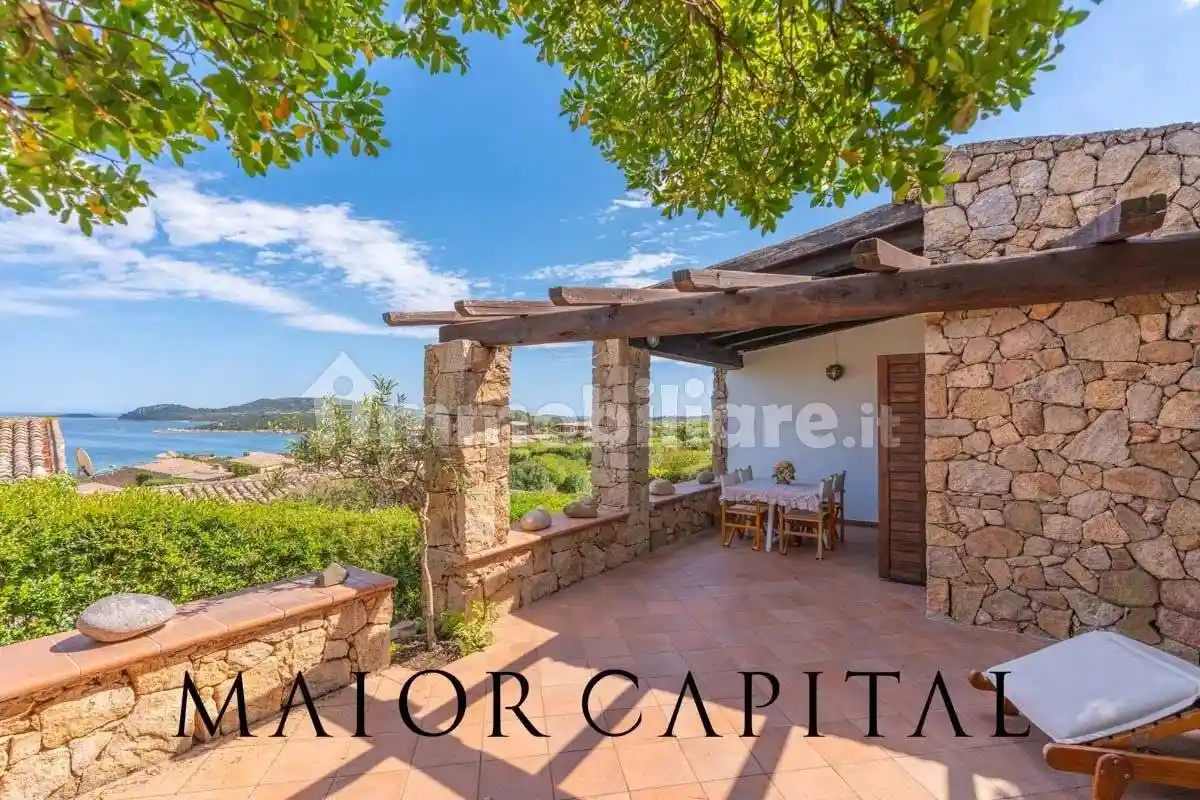 Villa in vendita a San Teodoro