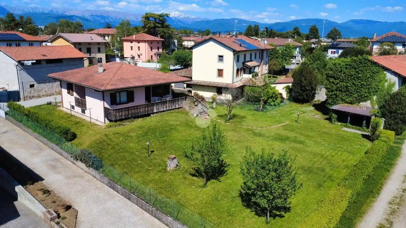Villa in vendita a Tavagnacco