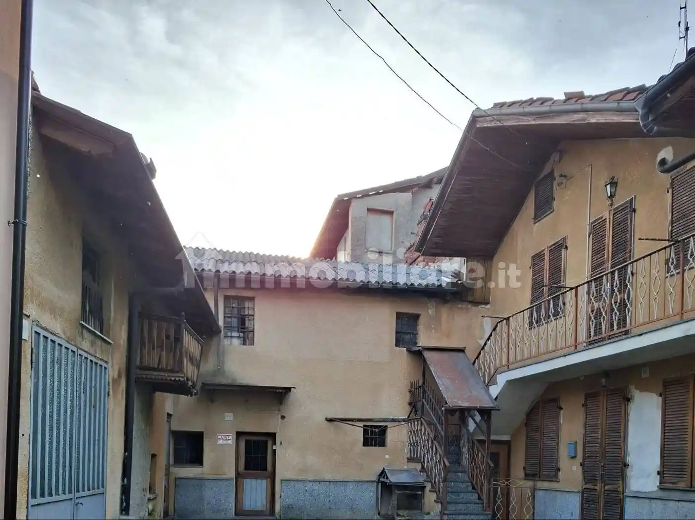 Rustico - Casale in vendita a San Giorgio Canavese