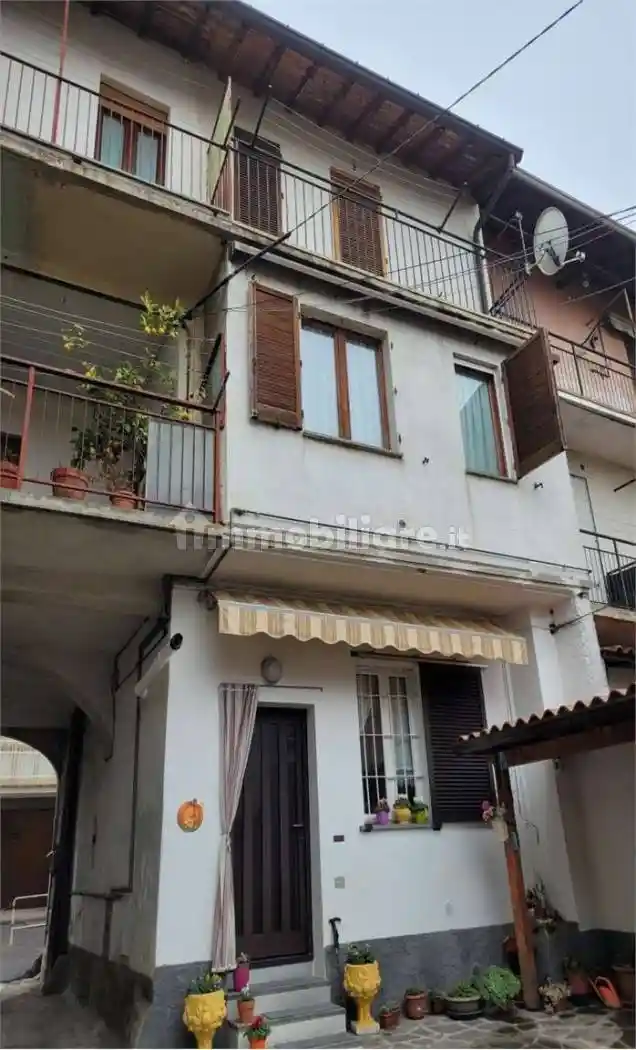 Appartamento in vendita a Guanzate