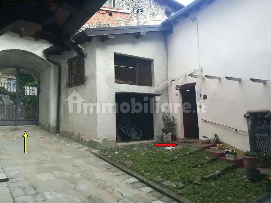 Appartamento in vendita a Blessagno