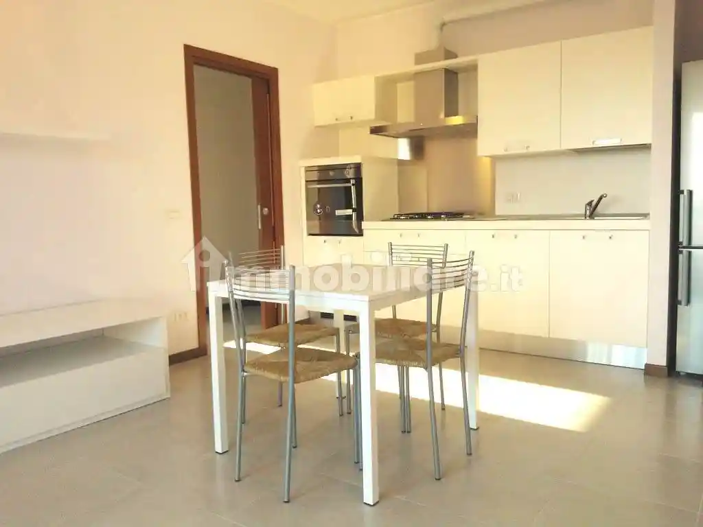 Appartamento in affitto a Lungavilla