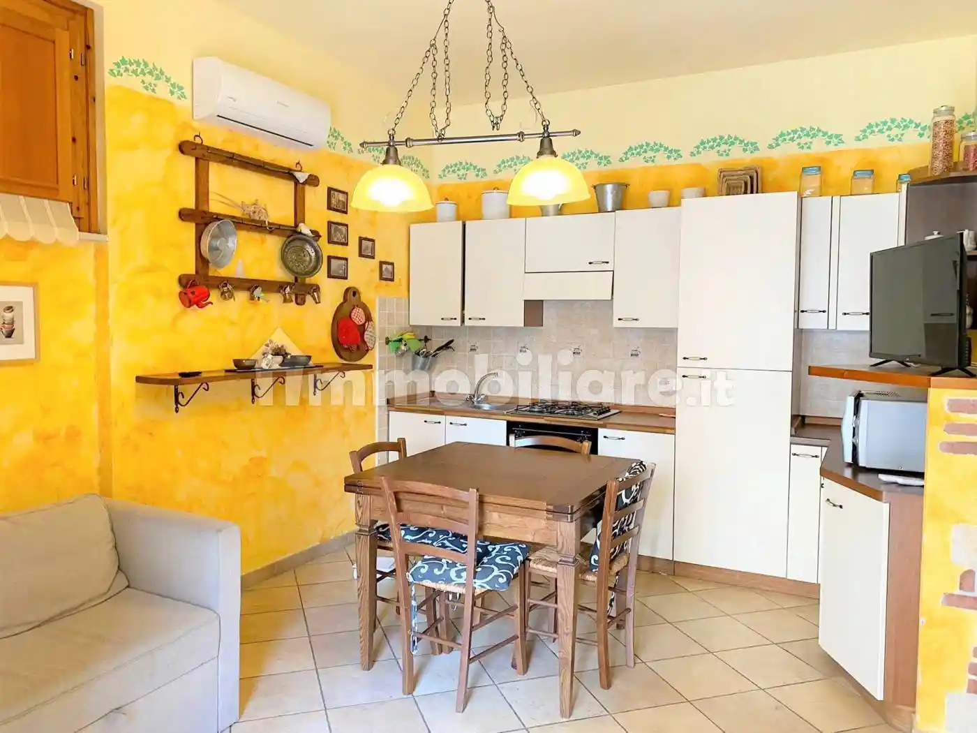 Appartamento in affitto a Follonica