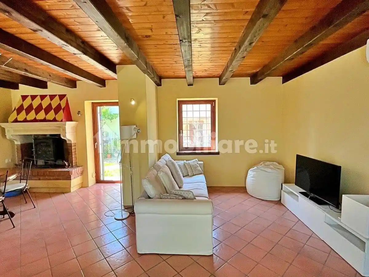 Casa indipendente in vendita a Bussolengo