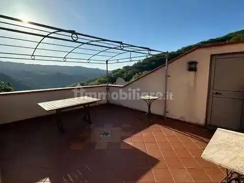 Villa in vendita a Prelà