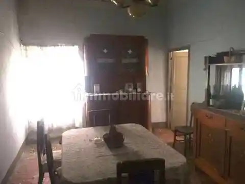 Appartamento in vendita a Caravonica