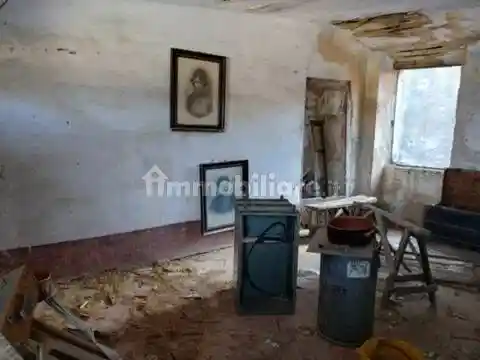 Rustico - Casale in vendita a Pietrabruna