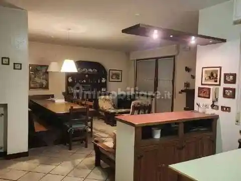 Appartamento in vendita a Trecastelli