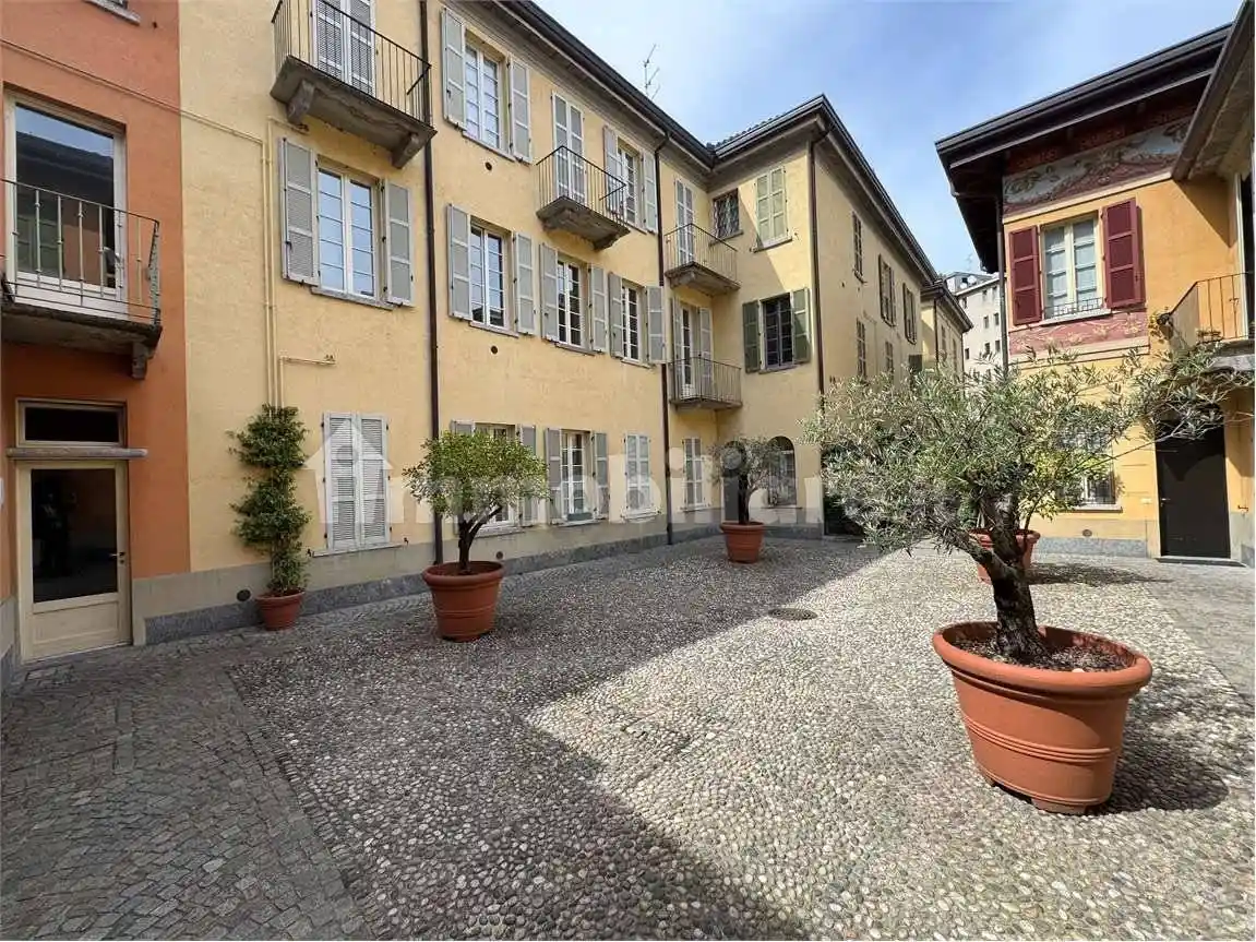 Appartamento in affitto a Como