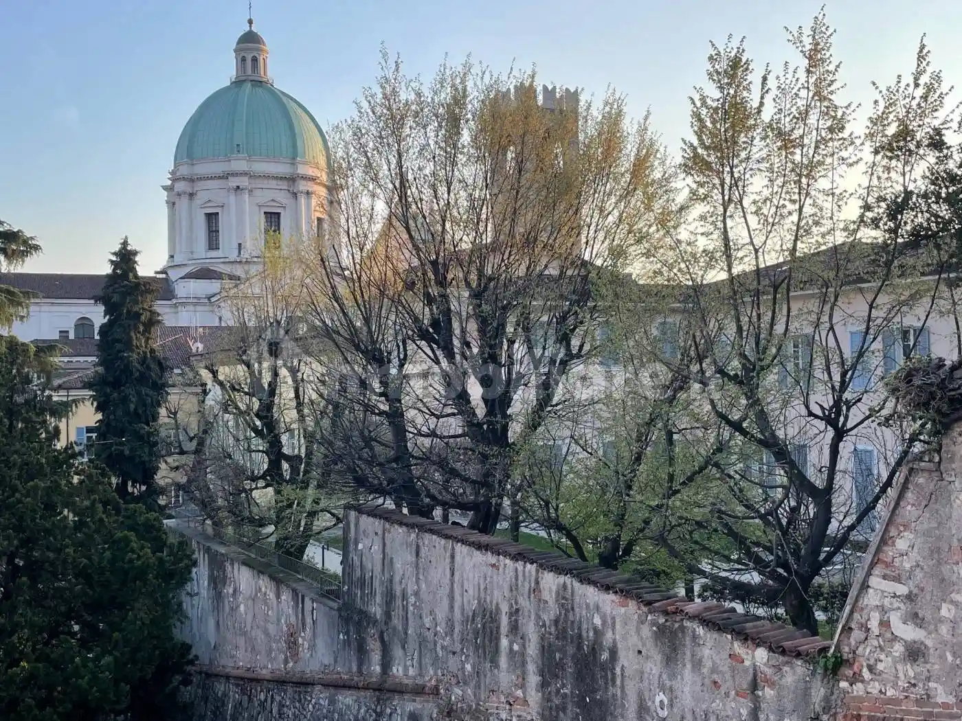 Casa indipendente in affitto a Brescia