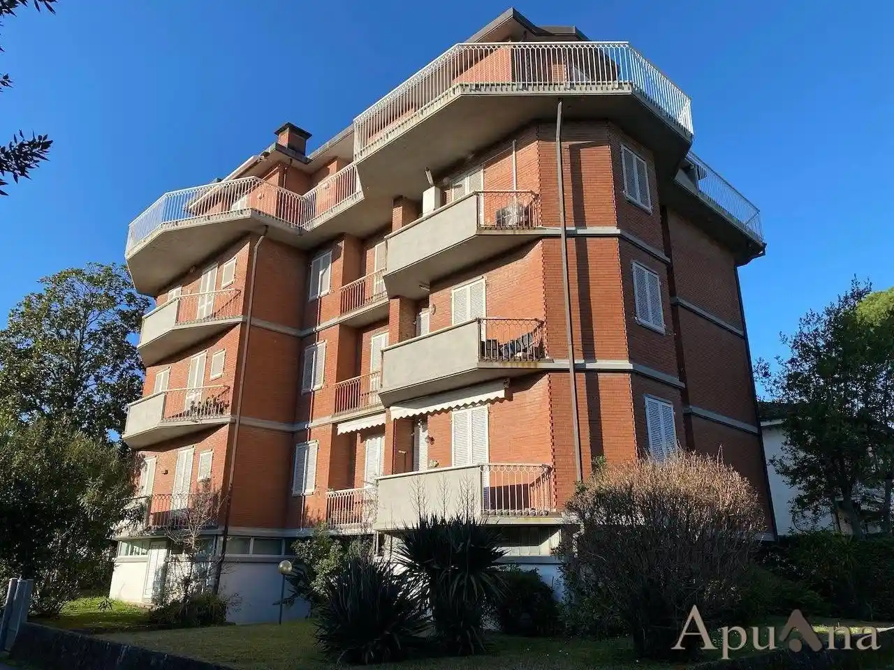 Appartamento in vendita a Massa