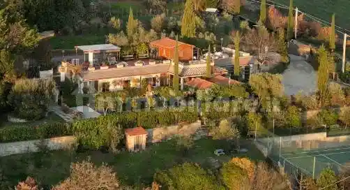 Rustico - Casale in vendita a Magione
