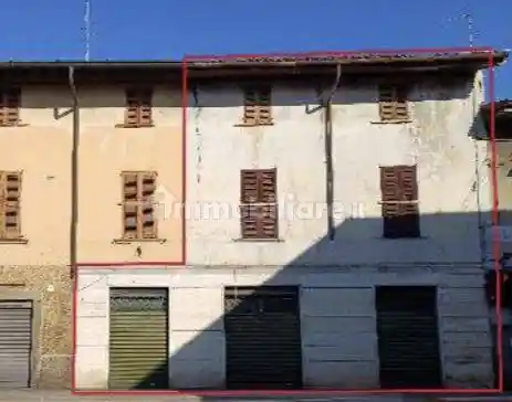 Palazzo - Stabile in vendita a Coccaglio