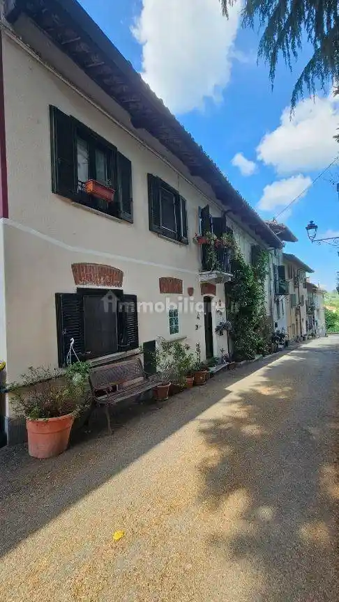 Casa indipendente in affitto a Sciolze