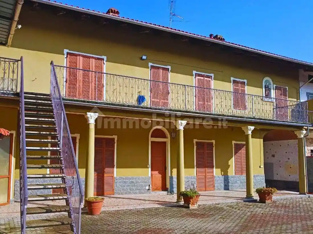 Rustico - Casale in vendita a Moncrivello