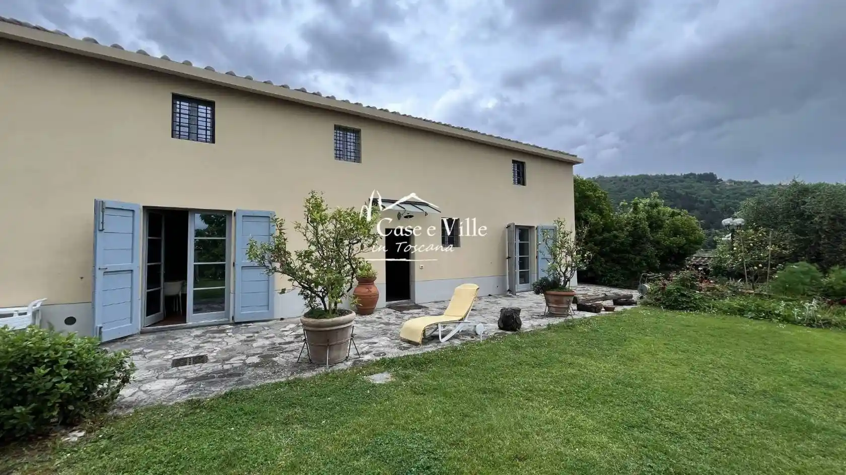 Rustico - Casale in vendita a Montemurlo