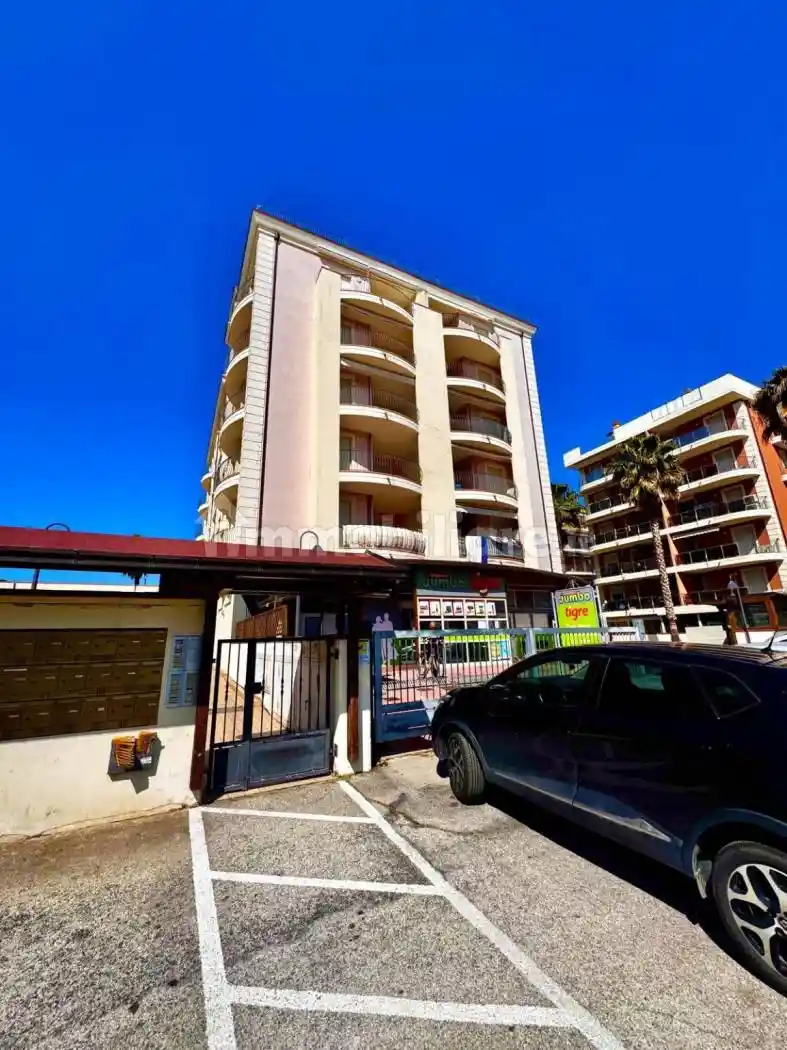 Appartamento in vendita a Alba Adriatica