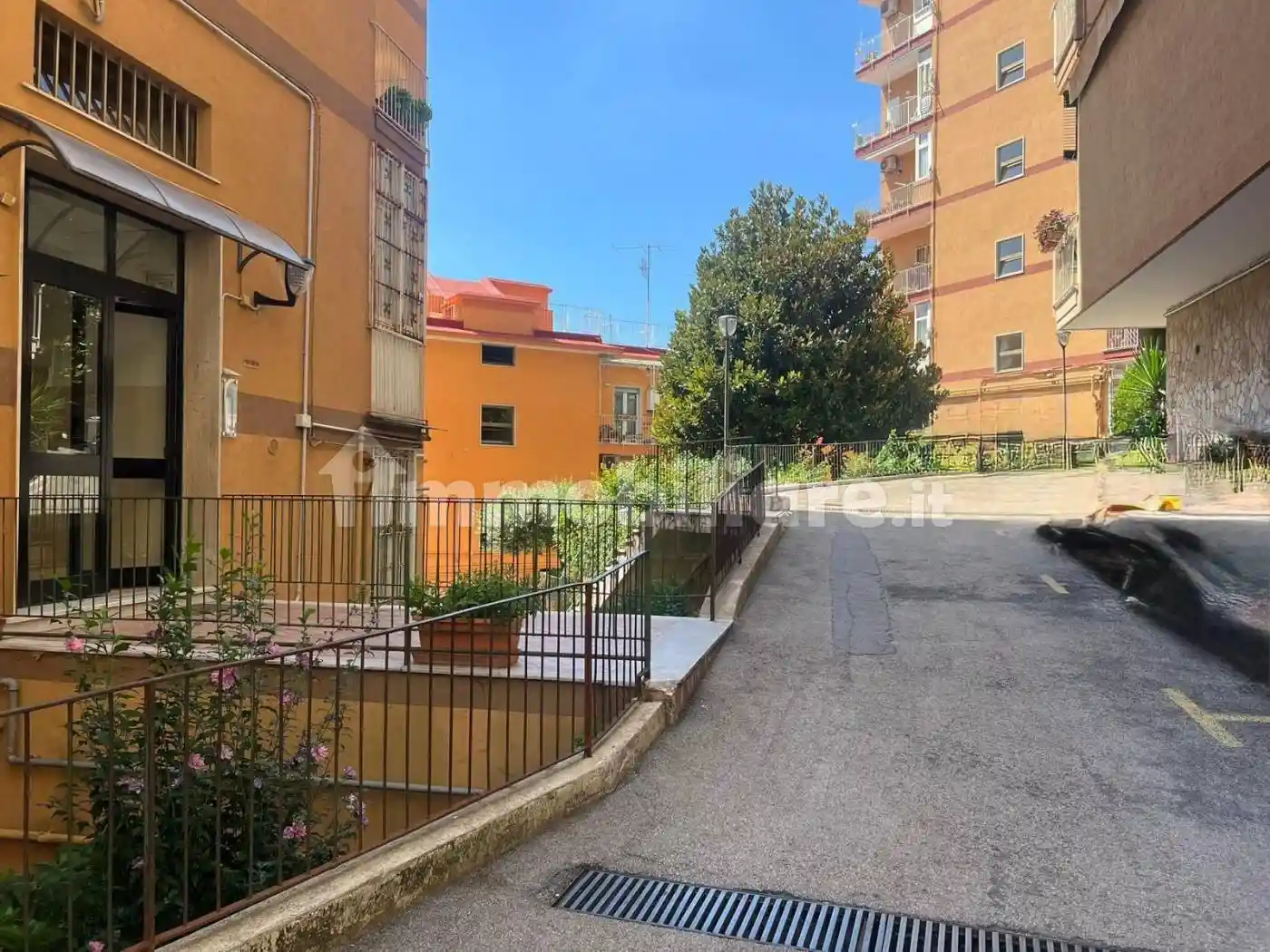 Appartamento in vendita a Napoli