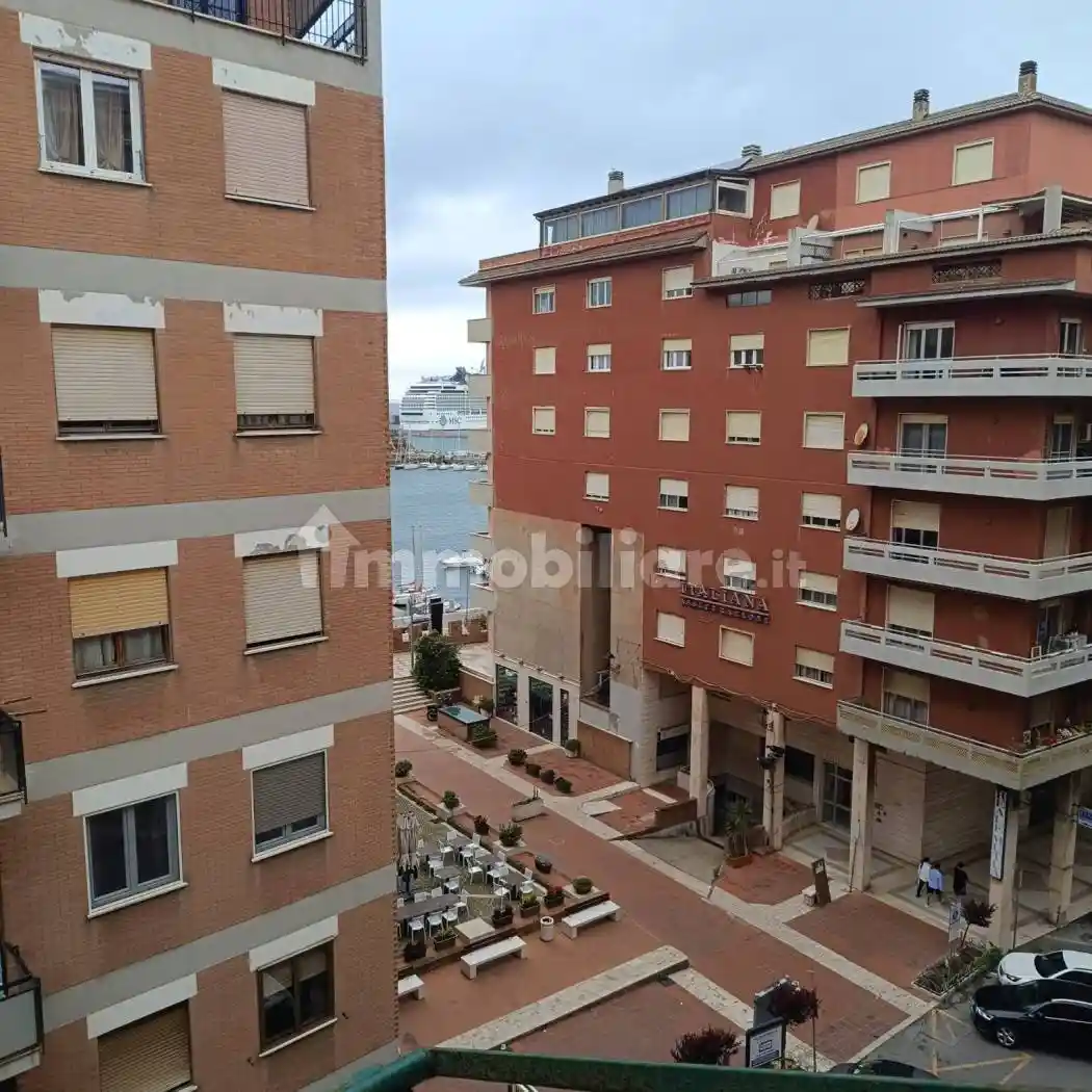Appartamento in vendita a Civitavecchia