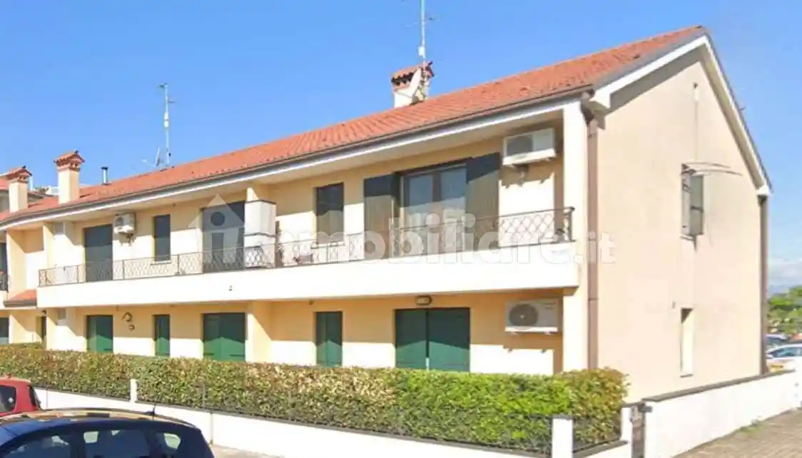 Appartamento in vendita a Paese
