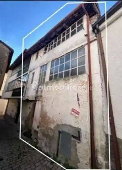 Appartamento in vendita a Ballabio