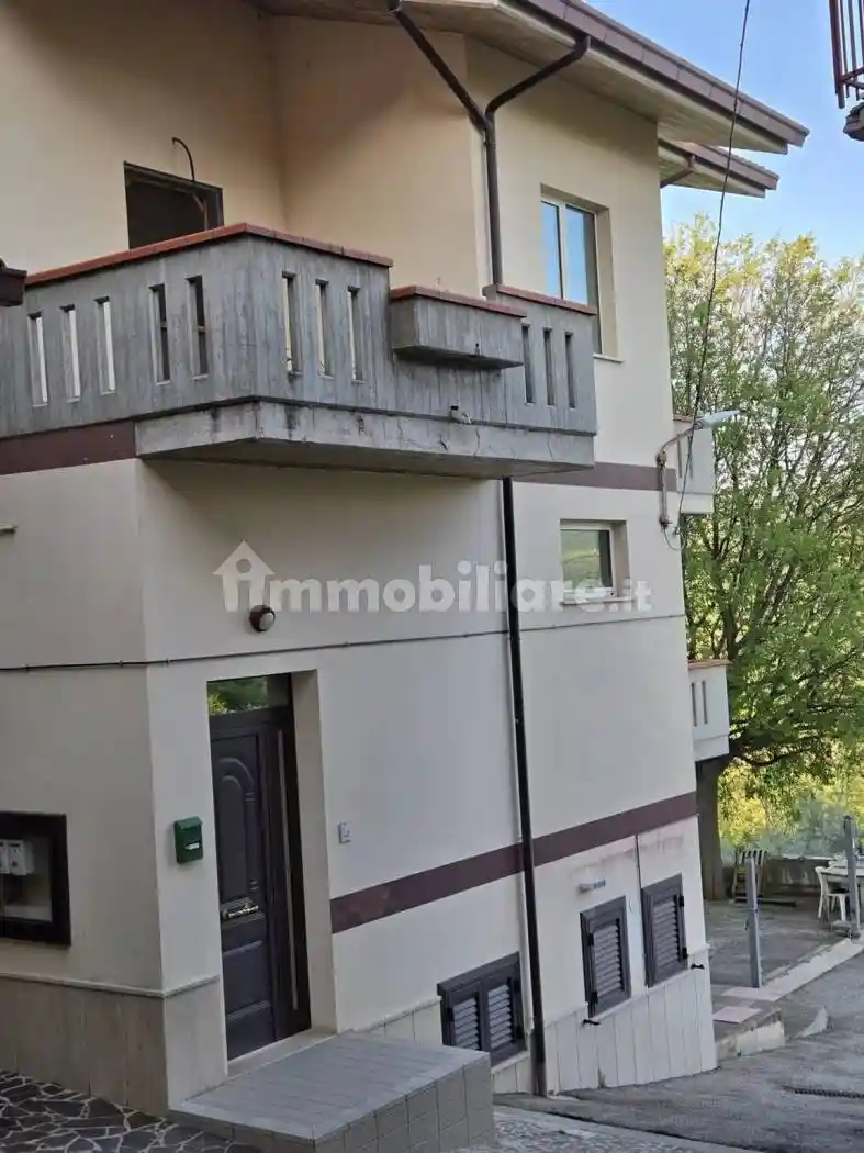 Appartamento in vendita a Colledara