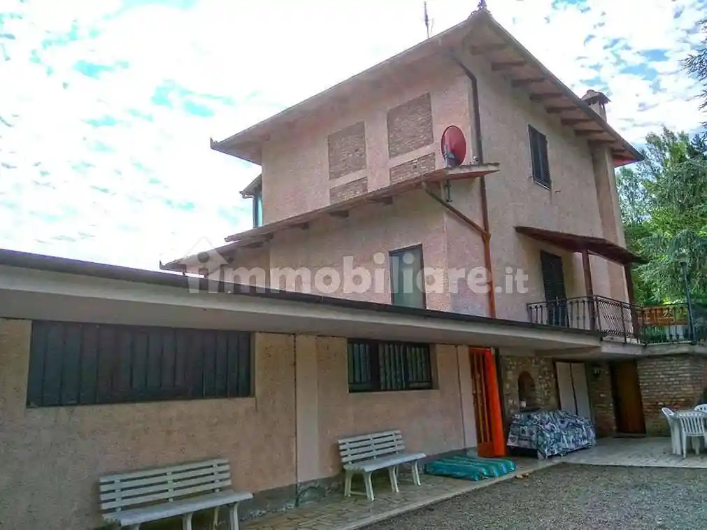 Villa in vendita a Poggibonsi