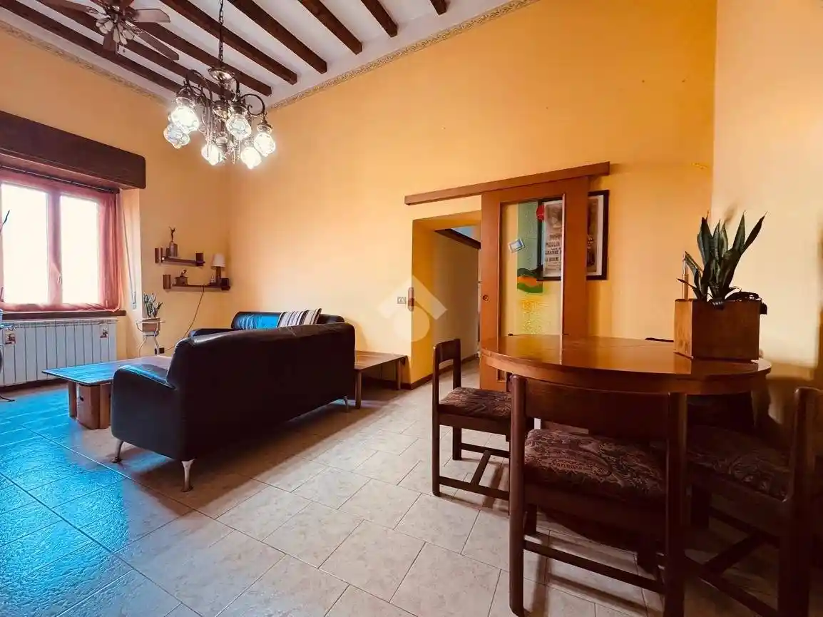 Rustico - Casale in vendita a Casatenovo