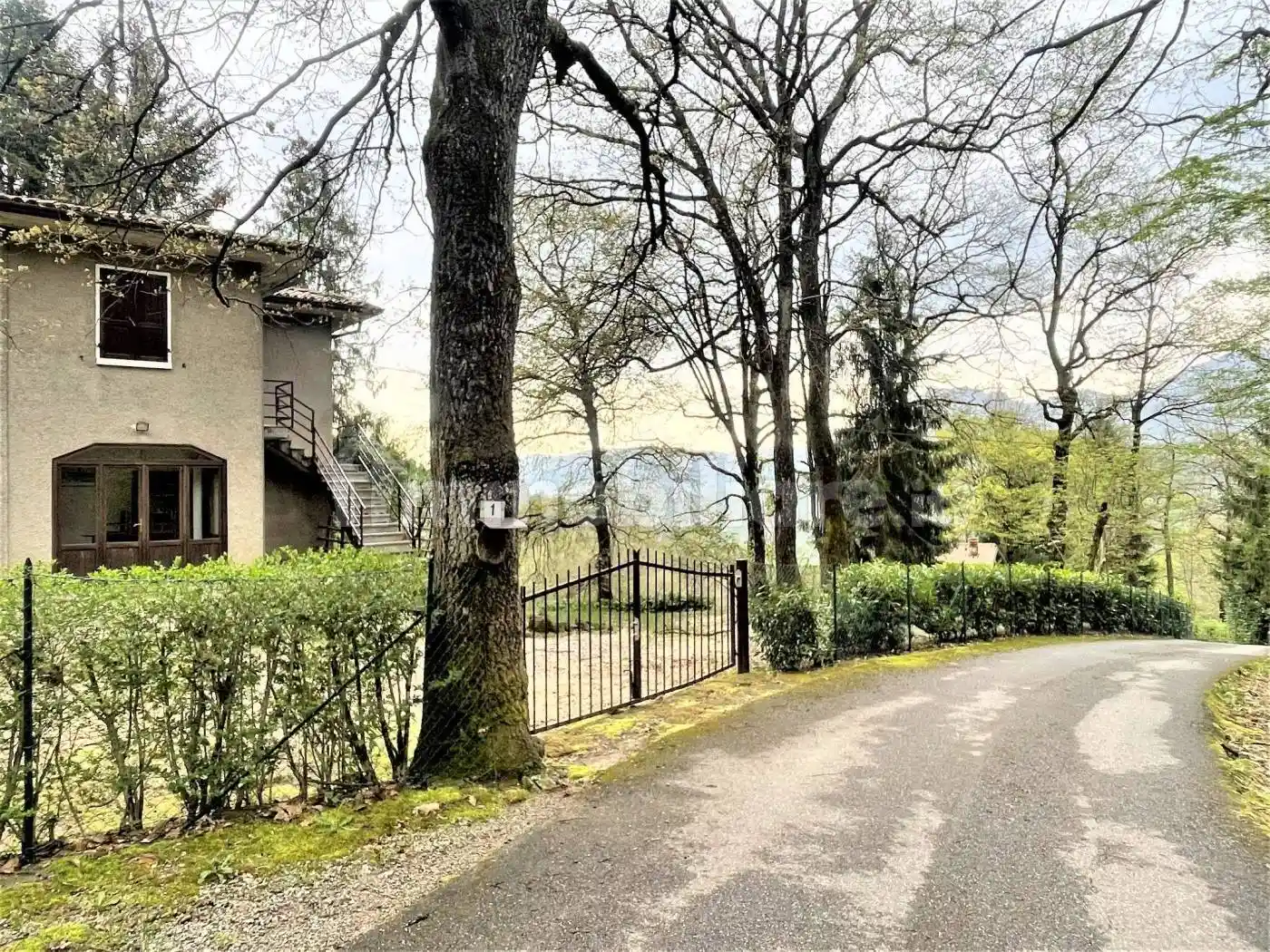 Appartamento in vendita a Lodrino