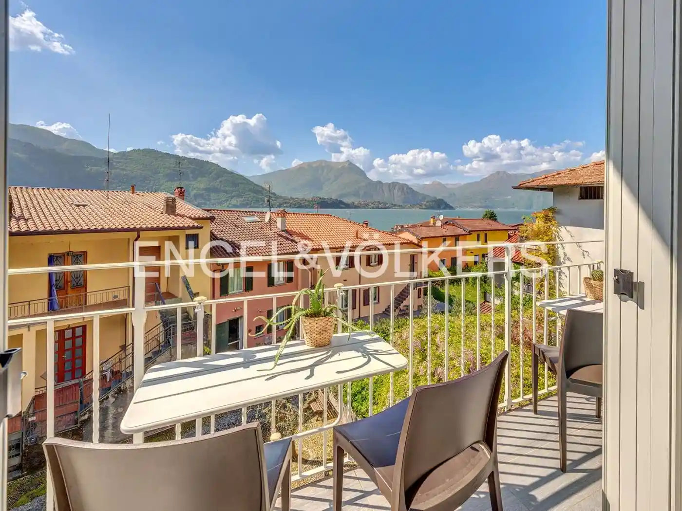 Villa in vendita a Lierna