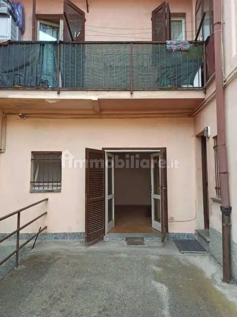 Appartamento in vendita a Marchirolo