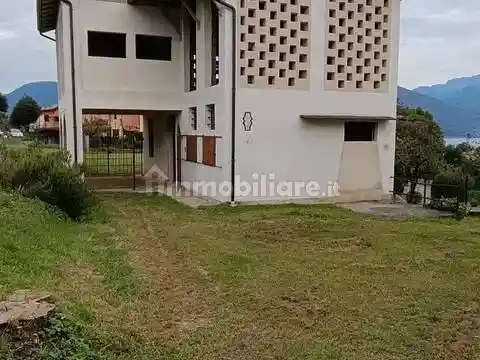 Rustico - Casale in vendita a Luino