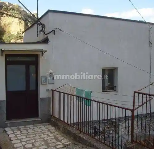 Appartamento in vendita a Tursi